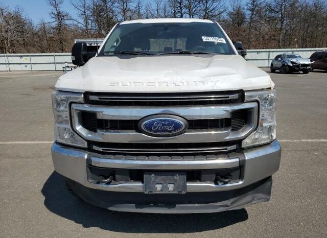 
								2021 Ford F250 super full									