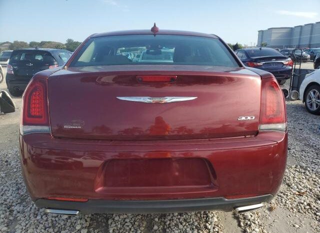 
								2019 Chrysler 300 full									