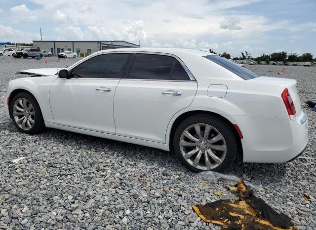 
								2019 Chrysler 300 full									