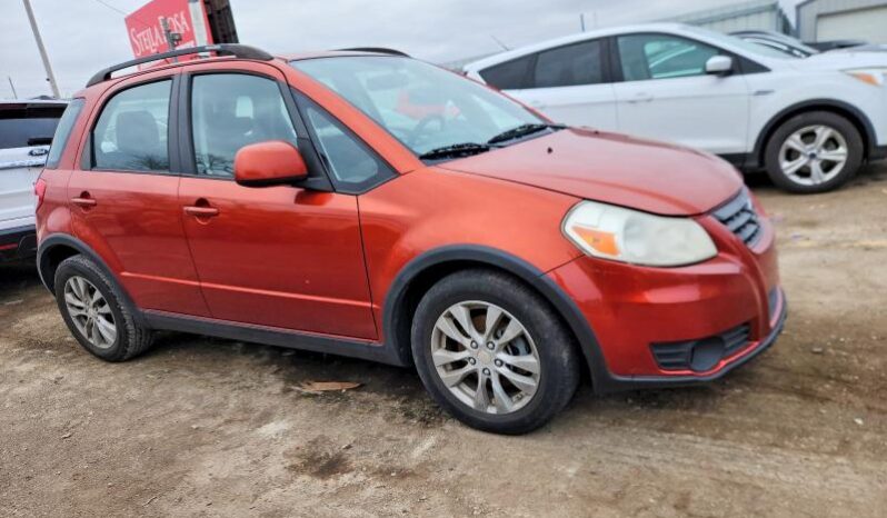 
								2013 Suzuki Sx4 full									