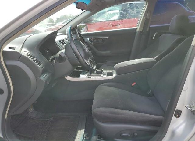 
								2013 Nissan Altima 2.5 full									