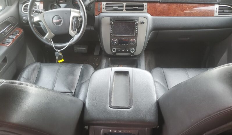 
								2013 Gmc Yukon full									