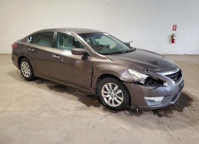 
								2013 Nissan Altima 2.5 full									