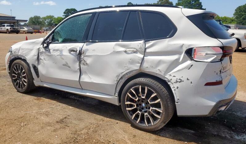 
								2025 BMW X5 full									
