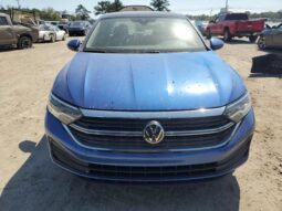 
										2023 Volkswagen Jetta se full									