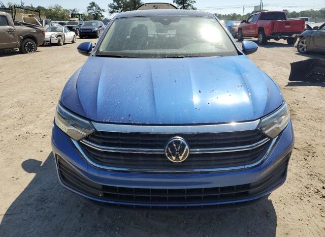 
								2023 Volkswagen Jetta se full									