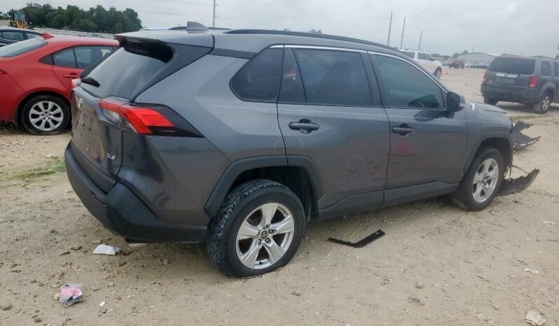 
								2021 Toyota Rav4 full									