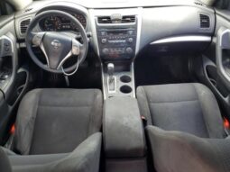 
										2015 Nissan Altima 2.5 full									