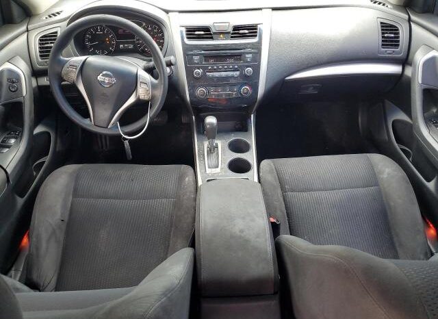 
								2015 Nissan Altima 2.5 full									