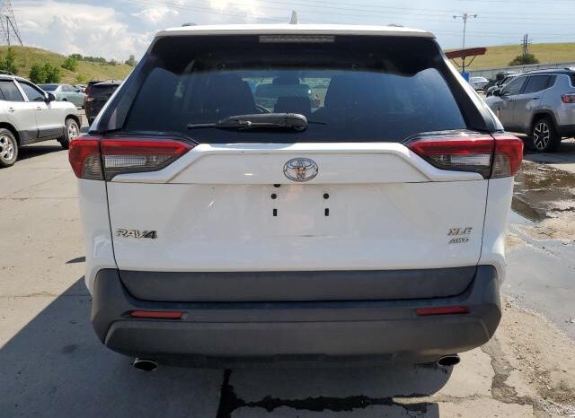 
								2019 Toyota Rav4 full									