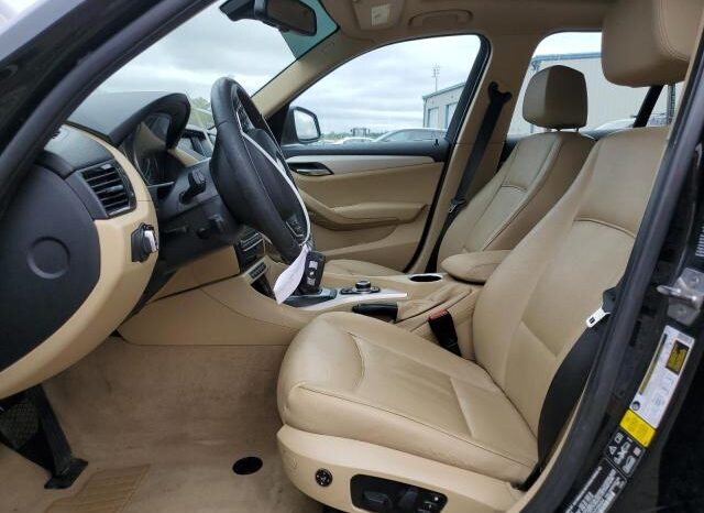 
								2015 BMW X1 xdrive2 full									