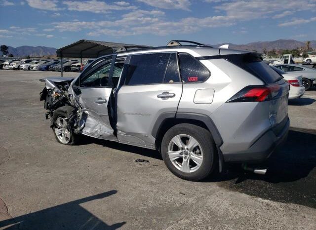 
								2020 Toyota Rav4 full									