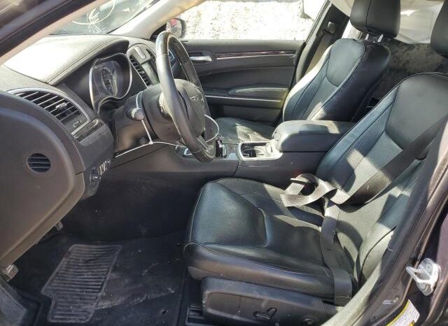 
								2018 Chrysler 300 full									