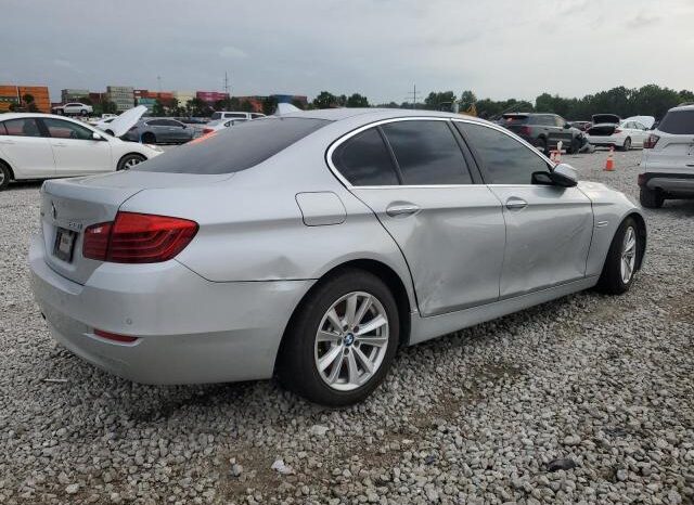 
								2015 BMW 528 xi full									