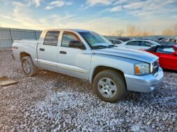 
										2005 Dodge Dakota full									