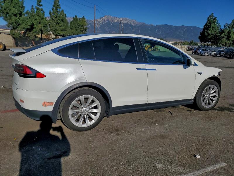 2020 Tesla Model x