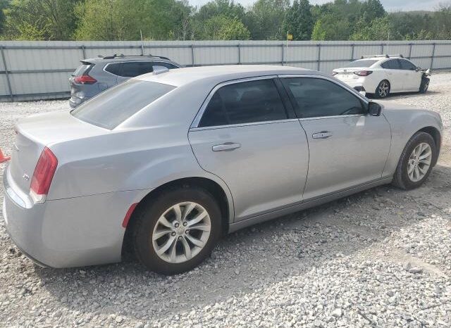 
								2015 Chrysler 300 full									