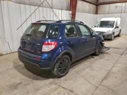 
										2010 Suzuki Sx4 full									