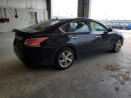 
										2015 Nissan Altima 2.5 full									