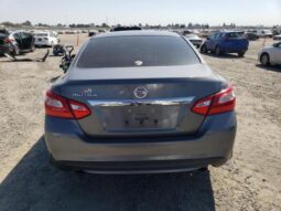 
										2017 Nissan Altima 2.5 full									