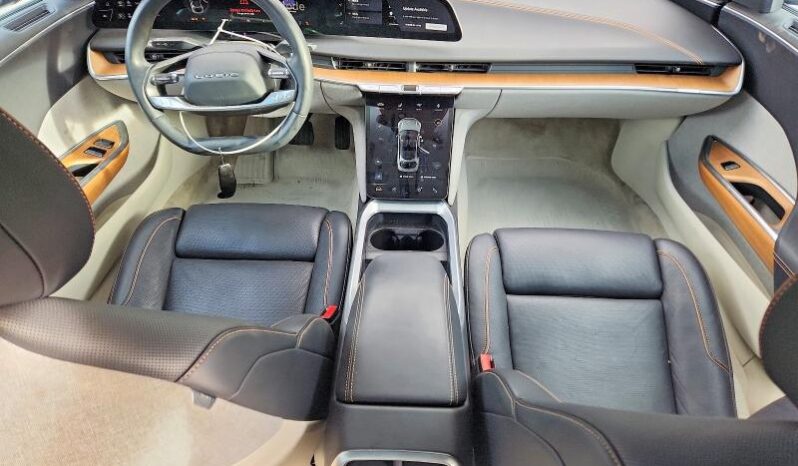 
								2023 Lucid motors Air tourin full									