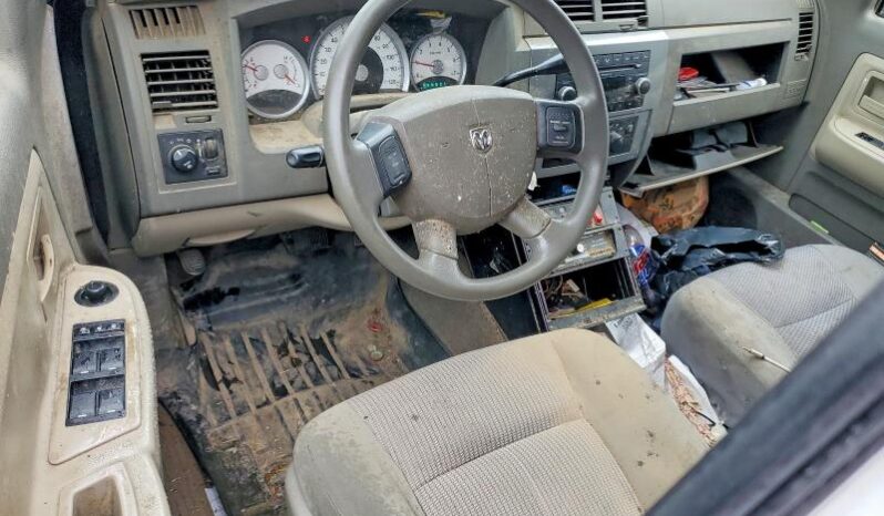 
								2008 Dodge Dakota full									