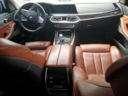 
										2020 BMW X7 full									