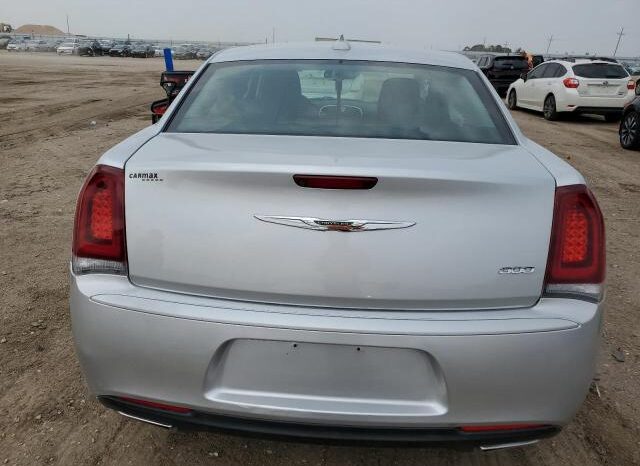 
								2019 Chrysler 300 full									