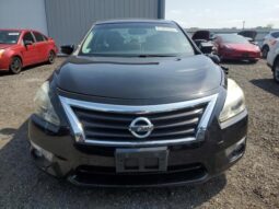 
										2014 Nissan Altima 2.5 full									