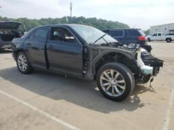 
										2019 Chrysler 300 full									