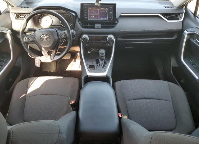 
								2022 Toyota Rav4 full									