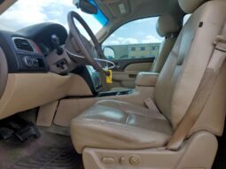 
										2013 Gmc Yukon full									