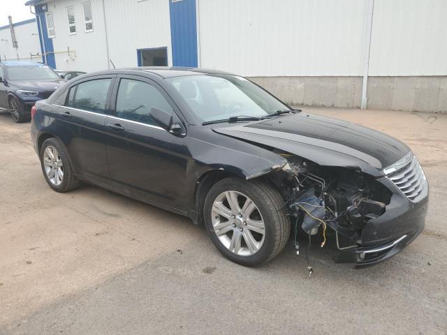2013 Chrysler 200 tourin