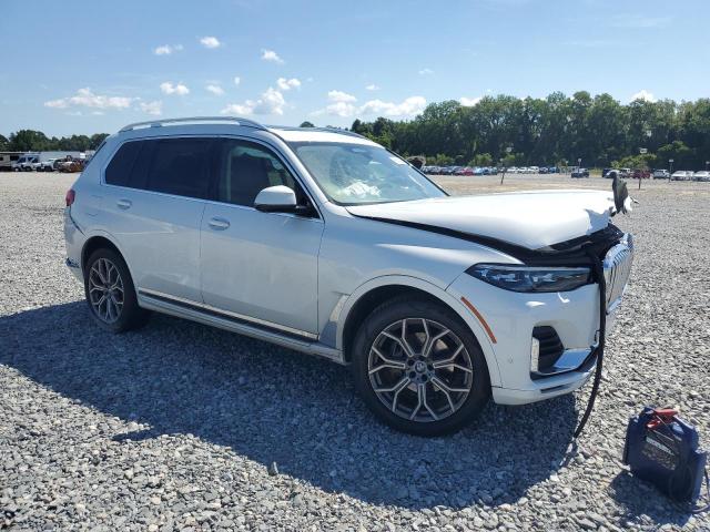 2022 BMW X7