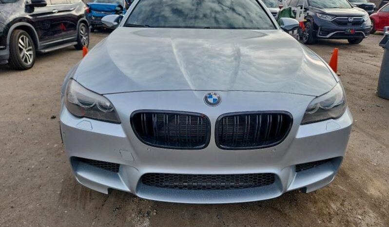
								2013 BMW M5 full									