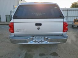 
										2005 Dodge Dakota full									