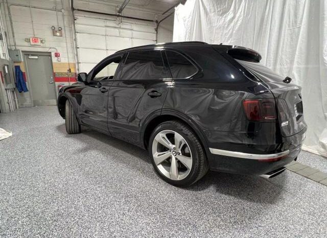 
								2017 Bentley Bentayga full									