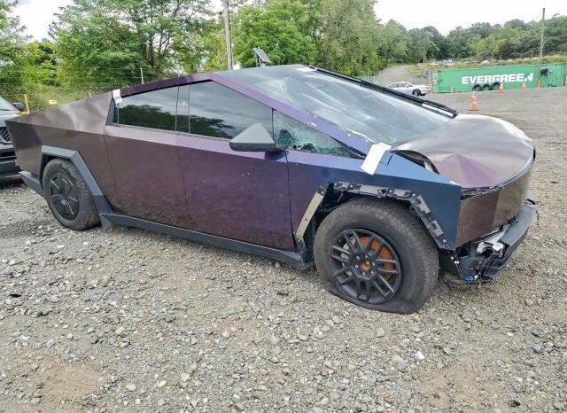 
								TESLA CYBERTRUCK full									