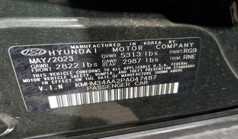 
								Hyundai IONIQ 6 full									
