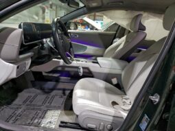 
										Hyundai IONIQ 6 full									