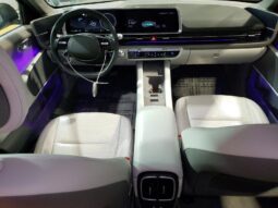 
										Hyundai IONIQ 6 full									