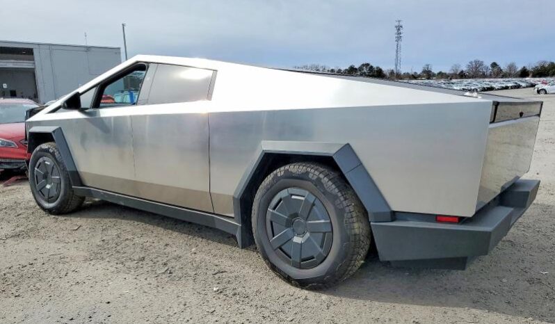 
								TESLA CYBERTRUCK full									