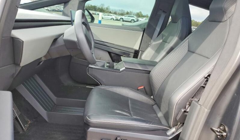 
								TESLA CYBERTRUCK full									