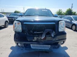
										2014 Gmc Yukon full									
