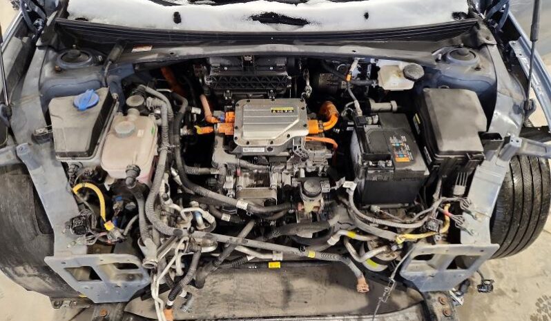 
								Hyundai IONIQ 6 full									