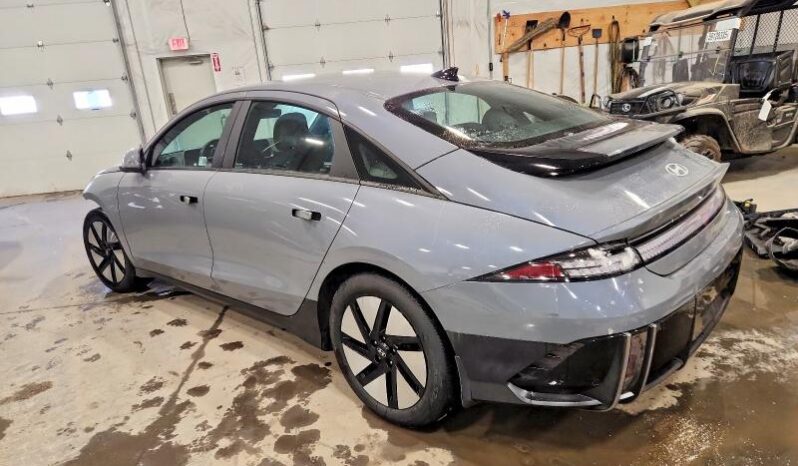 
								Hyundai IONIQ 6 full									