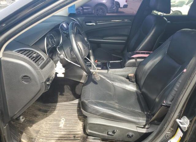
								2015 Chrysler 300 full									