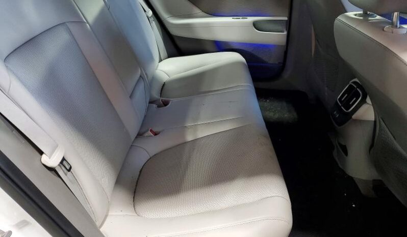 
								Hyundai IONIQ 6 full									