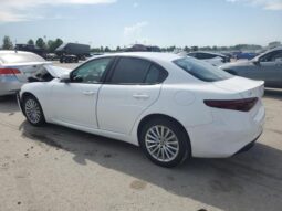 
										2022 Alfa romeo Giulia full									