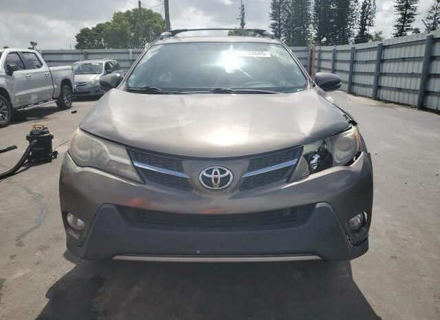 
								2013 Toyota Rav4 full									